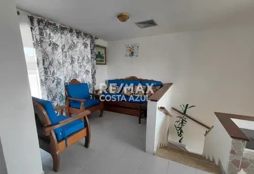 Remax, Vende Ph Con Vista Al Mar En Conjunto Residencial Playa Dorada, En Boca De Aroa.