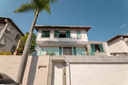 Zr Venta De Hermosa Casa En Los Naranjos Del Cafetal. 26-19530