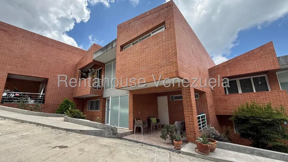 Townhouse (Multiples Niveles) en Venta en Loma Linda, Distrito Metropolitano