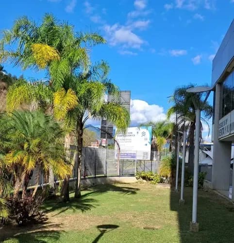 Oficina Acondicionada En El Ctro Gerencial Loma Vista Macaracuay