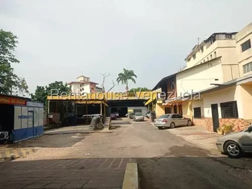 Galpon Con Amplio Terreno En Venta
