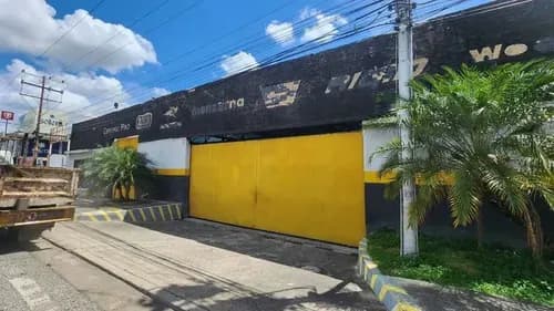Venta Local Comercial A Pie De Calle En La Av. Don Julio Centeno 1360m G.g 2306808
