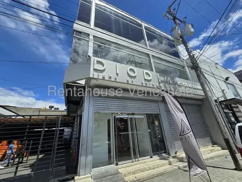 Local Comercial De Alto Impacto En Venta Ubicado En Nueva Segovia, Barquisimeto //# Mónica Carrasquel / 26-18836
