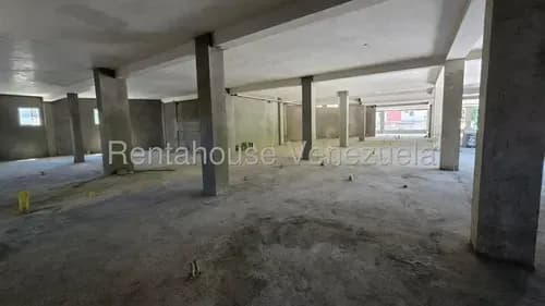 Daniela Linarez Alquila Local Comercial Con Un Área De 590 M2 Ideal Para Cualquier Tipo De Negocio, Ubicado En Bararida Barquisimeto