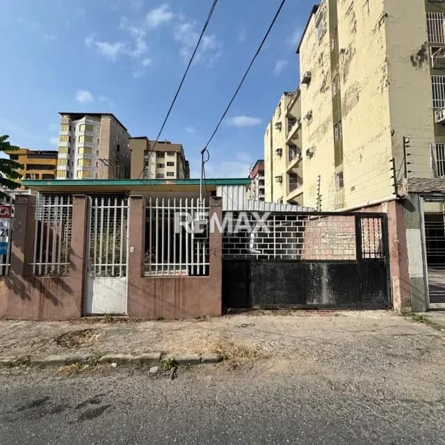 Casa en venta urb la soledad