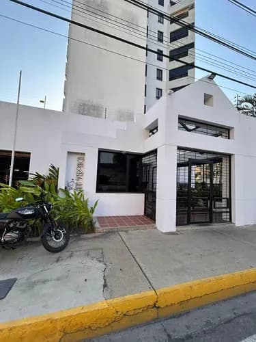 Sólo Clientes Directos, Casco Central Lechería, Venta Apartamento Resid Ana Verónica, 107 M2, 03 Habitaciones, 02 Baños, 02 Pe Techados, Actualizado, Vista Mar, Cercanos A Escuelas, Negocios