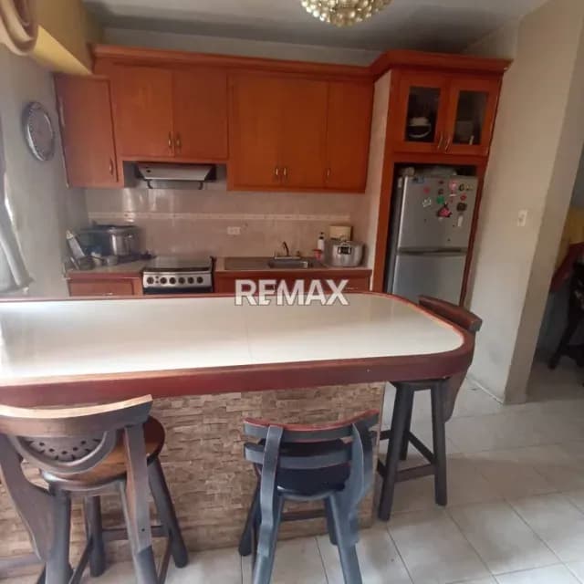 Cómodo y Moderno apartamento en Alquiler, Ubicado en Residencias San Antonio Las Acacias Valera