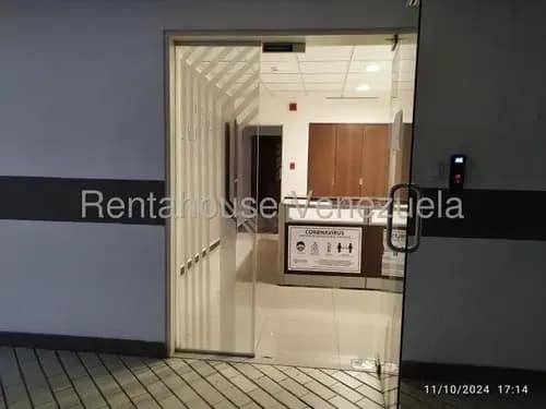 Oficina Comercial Amoblada En Alquiler En Centro Seguros La Paz Boleíta Sur 25-8659 Cs