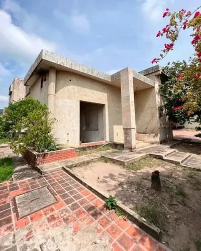 En Venta Hermosa Casa En Obra Limpia Urb. Andres Bello, Maracay - Aragua