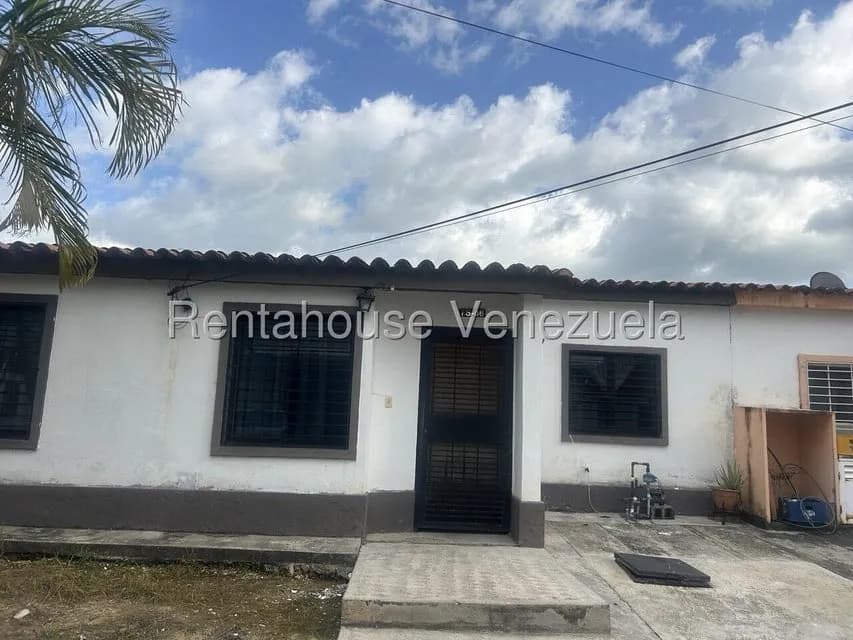 Casa (1 Nivel) en Alquiler en Villas de Yara, Lara