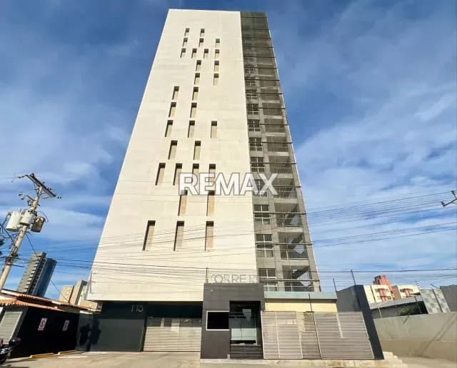 VENDO OFICINA EN TORRE 13