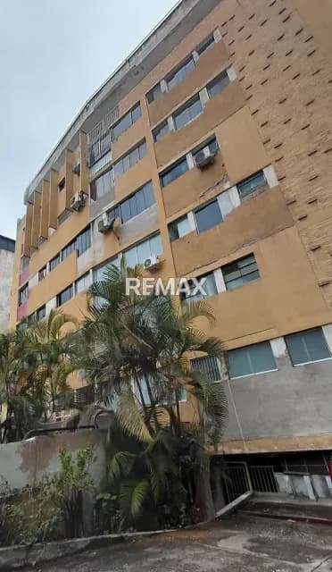 ALQUILER DE APARTAMENTO EN COLINAS DE BELLO MONTE