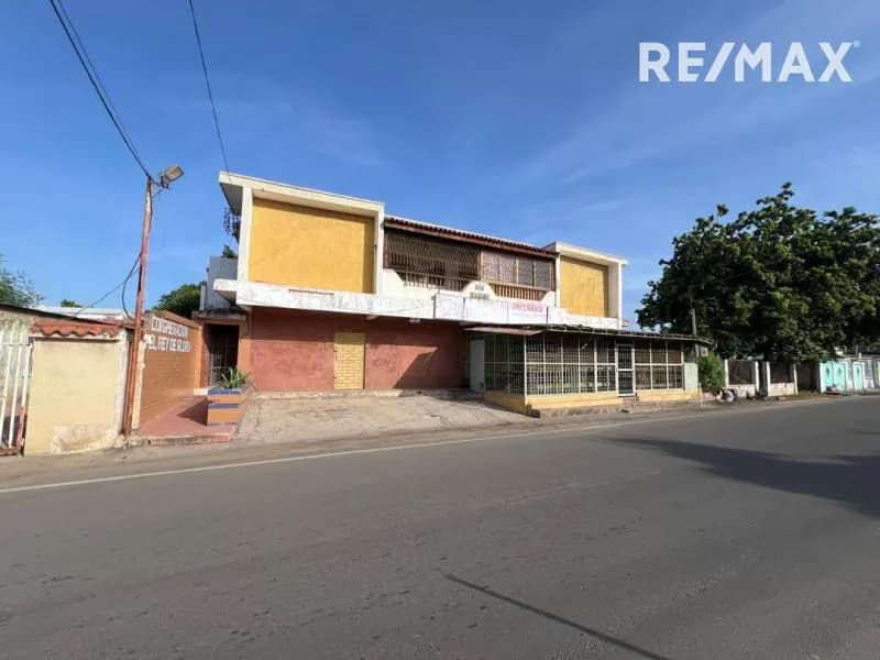 CASA COMERCIAL EN VENTA, LA FLORESTA, MARACAIBO OESTE, ESTADO ZULIA.