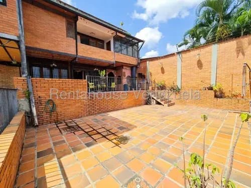 Casa En Venta Prados Del Este 26-21027 Wl