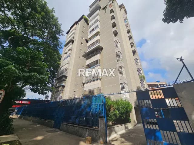 Apartamento en venta en El paraiso remodelado