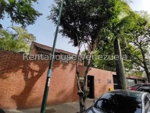 Casa En Venta La Castellana Para Remodelar Vi Mls #25-6008
