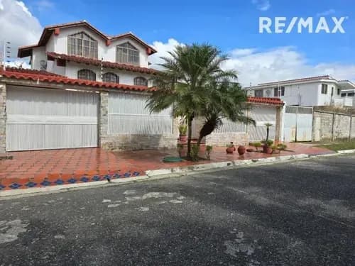 En Venta Casa Quinta Urb Guaracarima La Victoria Estado Aragua