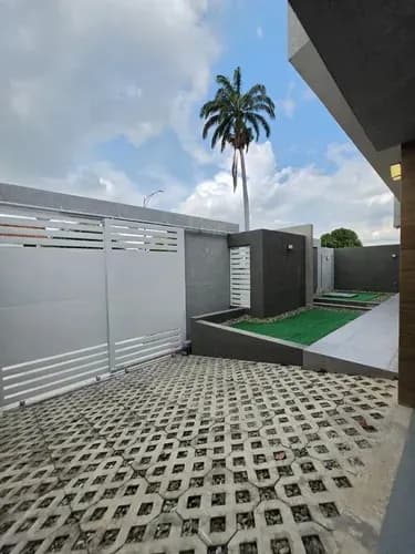 Roxanac Casa En Venta Urbanización Trigal Norte Valencia Carabobo Calle Cerrada