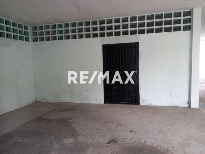 Deposito en Alquiler, Av Bolivar oeste