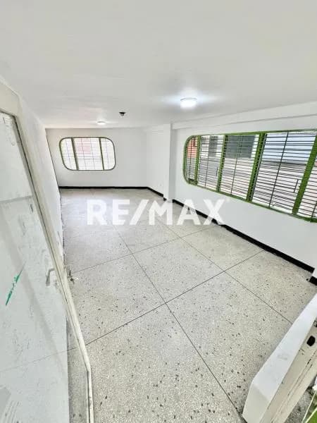 LOCAL A-1 EN ALQUILER EN EL EDIFICIO VILLA DEL MAR