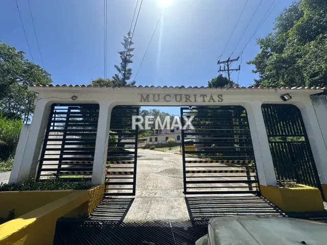 Casa en Venta, Urbanización Mucuritas