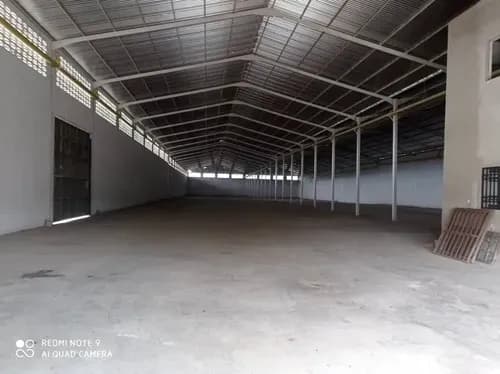 En Venta Galpón 5611 M2 A Estrenar Ubicado En Zona Industrial Municipal Sur Via Aeropuerto Valencia . Clientes Directos Lt
