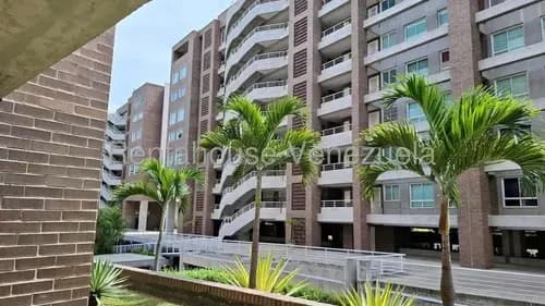 Venta De Espectacular Apartamento Con Terraza Privada En La Urbanización Escampadero - Mm - #26-19994