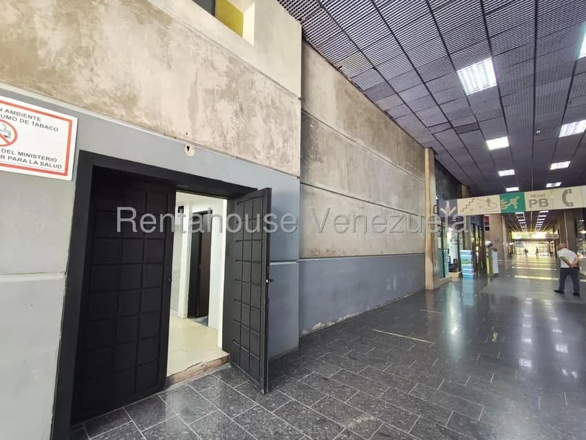 Comercial (Local Comercial) en Alquiler en Macaracuay, Distrito Metropolitano