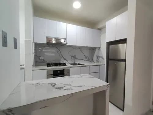 Apartamento En Venta Urb. Campo Alegre Res. Almendrón Suites. Piso 1. Gerardo Hurtado