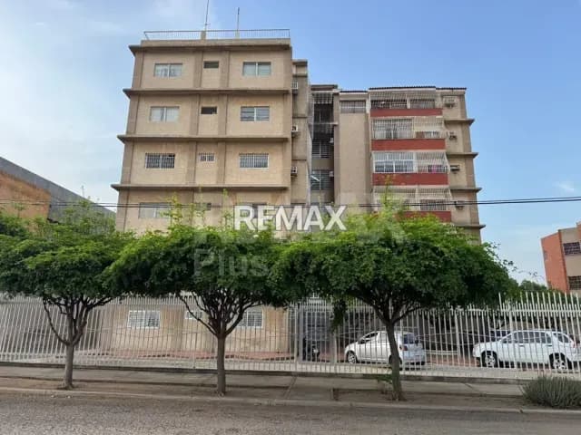 APARTAMENTO EN VENTA EDIFICIO SUDAMERICA ZONA ESTE