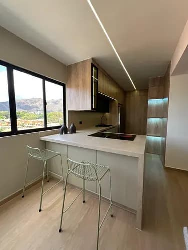 En Alquiler Apartamento En Residencias Vesubio La Trigaleña (yh)