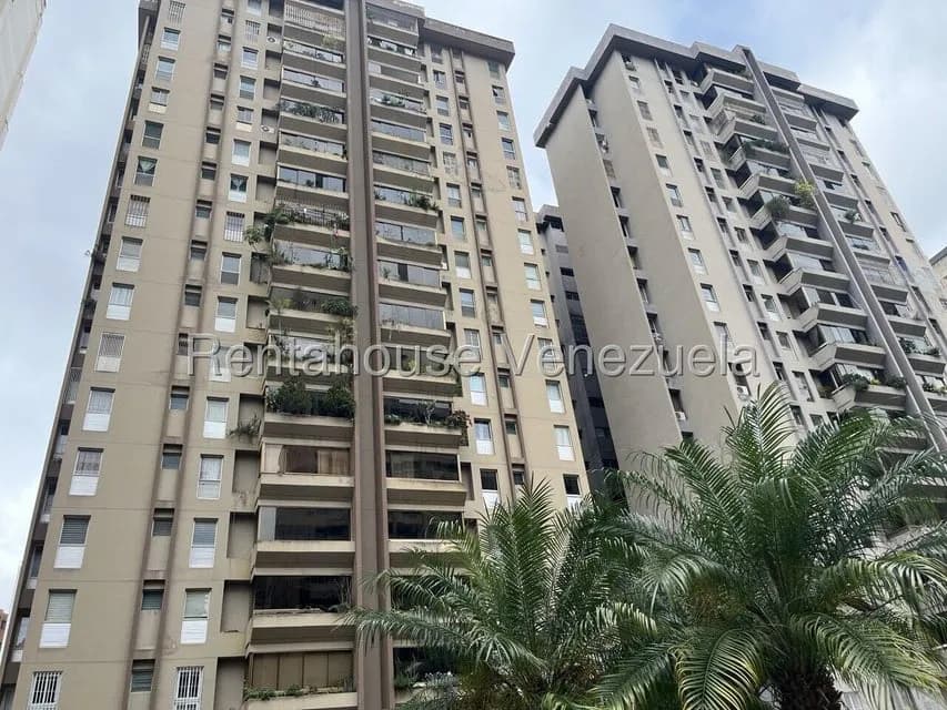 Apartamento (1 Nivel) en Alquiler en El Cigarral, Distrito Metropolitano