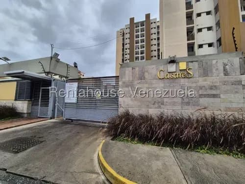 Raíza Suárez Vende 2 6 2 0 1 9 2 Apartamento De 95 M2 Con 3 Habitaciones, 2 Baños, 1 Puesto De Estacionamiento Techado, Maletero, Zona Oeste De Barquisimeto