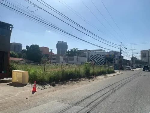 Parcela Comercial 1.000 M² El Viñedo.