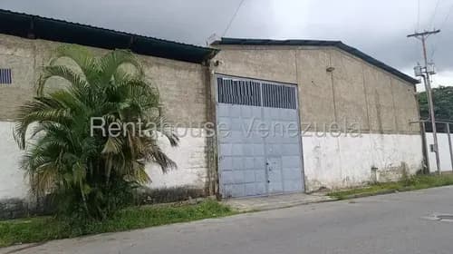 Mp En Aquiler Galpon Comercial Los Jarales San Diego