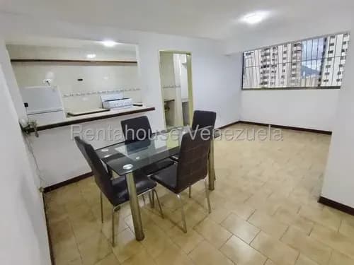 Kc.g #26-21533 Presentamos En El Mercado Inmobiliario Este Funcional Apartamento Residencial Ubicado En Un Sector Estratégico De La Candelaria Caracas