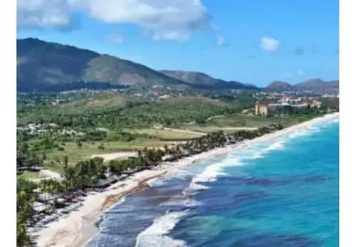 Vendo Terreno 28.893m2 Playa Parguito 0636