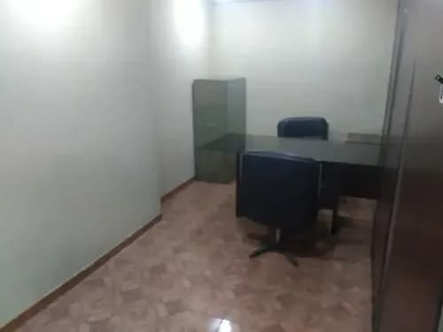 Se Alquila Un (1) Cubiculo Centro De Caracas, Avenida Lecuna (jll)