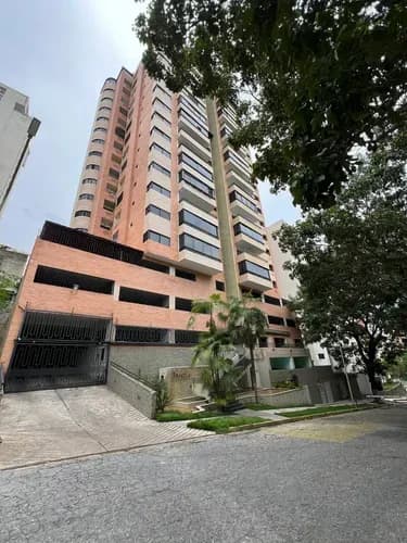 Apartamento De Oportunidad En El Parral Res Imola-sl