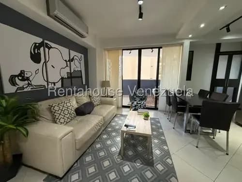 Julio Latouche 24-11977 Apartamento En Venta El Parral Valencia, Amplio Cómodo, Moderno, Semi Equipado, Planta Eléctrica.