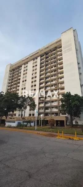 APARTAMENTO EN VISTA HERMOSA