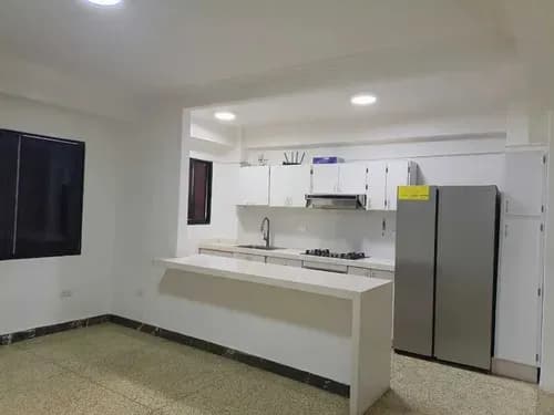 En Venta: ¡ Apartamento En Los Caobos! Cercano A La Av. Libertador Y Plaza Plaza Venezuela)/ Agua Constante-/83,73m2 Alog