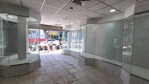 Alquiler Comercial En Pleno Centro De Valencia. 316262 Az.