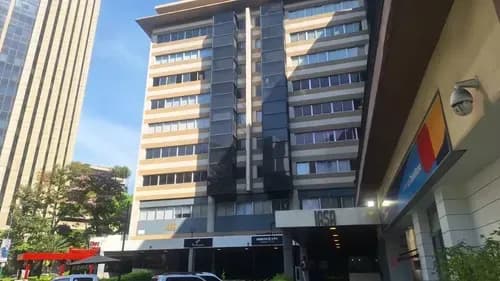 Espacio De Profesionales: Se Alquila Oficina En La Castellana. ¡ Negociable ! Rg