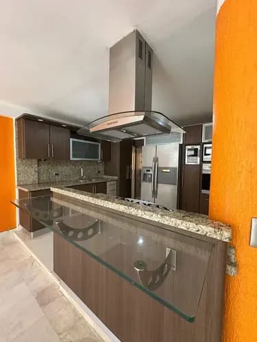 Townhouse De Oportunidad En Mañongo Res Boynton-sl