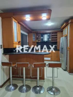 HERMOSO TOWNHOUSE EN CONJUNTO RESIDENCIAL VILLAS PARK