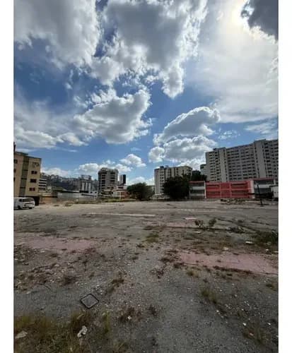 En Venta Terreno En El Corazón De La Metrópoli