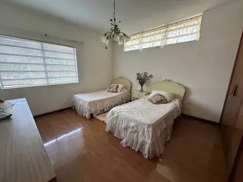 Casa En Guaparo. Cj.