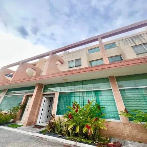 Eds Alquila Town House Antares Home, Mañongo - Inth-285