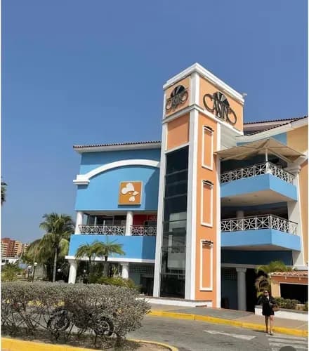 Alquile Local Comercial Plaza Mayor
